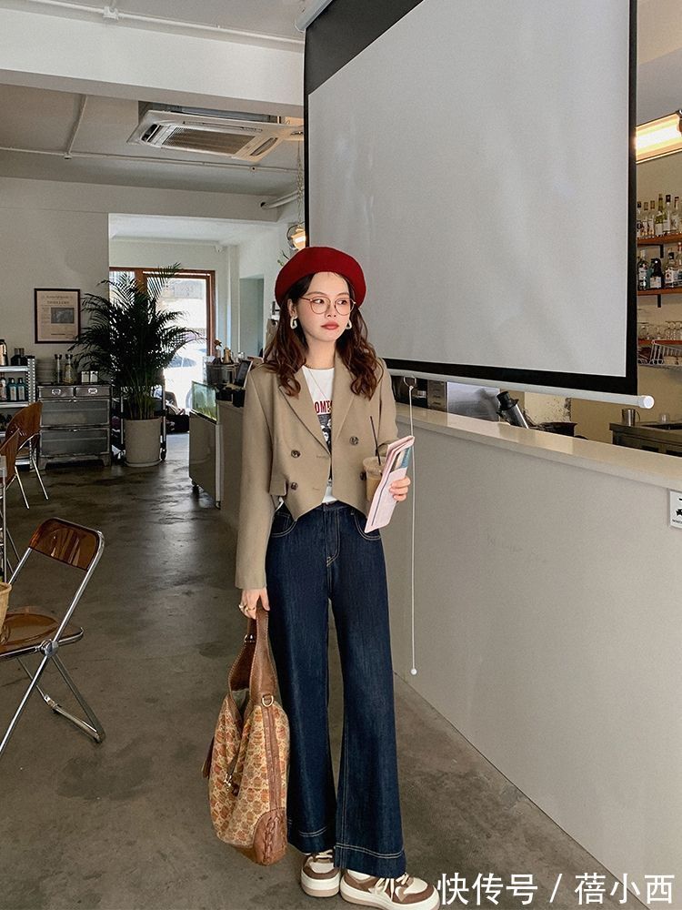 裤款|真正有洋气感的女人,必备这3条裤子:牛仔、直筒、阔腿和束脚裤