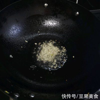 黑木耳|这道京酱肉丝夹馍到底是谁发明的，我吃了半碗都不解馋