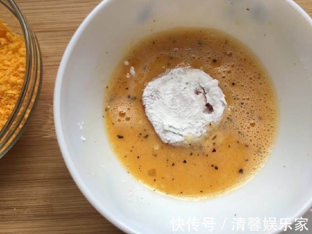好吃|西红柿换个花样做，别提多好吃，10分钟搞定，一上桌就被抢光