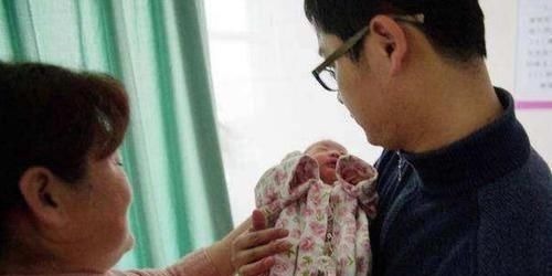 可娃|不帮儿女带娃的老人,晚年多半逃不过“三大结局”,个个都很现实