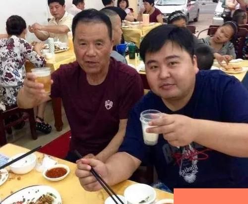 身材|他半年减肥87斤，从212斤到体脂率12%：自律的人才有未来