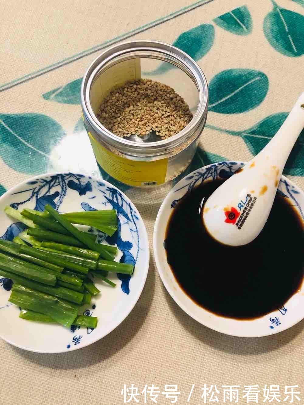 面条这样做最好吃,入口爽滑,劲道又解馋开胃,一周吃三次