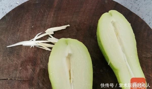 它既是水果又是蔬菜,含钙量是黄瓜的3倍,补钙又提高智力别错过