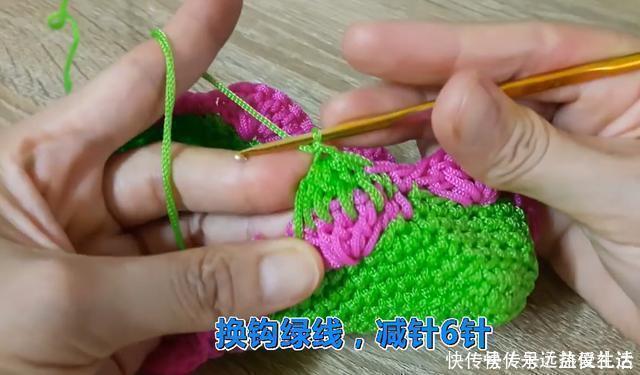 这款草莓包俘虏了多少女人的心,淘宝买不来,那我教你钩织针法