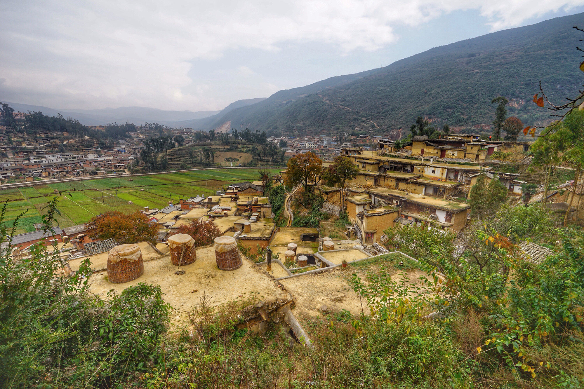 云南城子古村,高低错落的土掌房