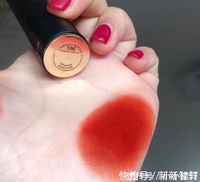 六六 黄皮女生用错口红颜色就会更显黄!选择这几款特别高级显白!