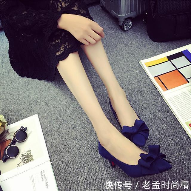 新款|柔软舒适的高跟鞋,流畅的线条展现不一样的自己