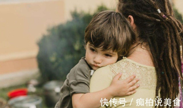 母亲|过年我给父母一万,孩子收到压岁钱大哭,我们饭都没吃就走了