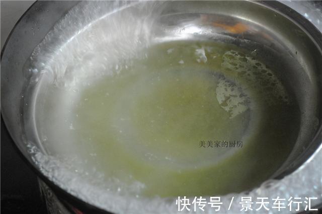 胡萝卜丝|天太热，儿子天天要吃薯粉皮！蒸一蒸拌一拌，凉滋滋的太开胃了