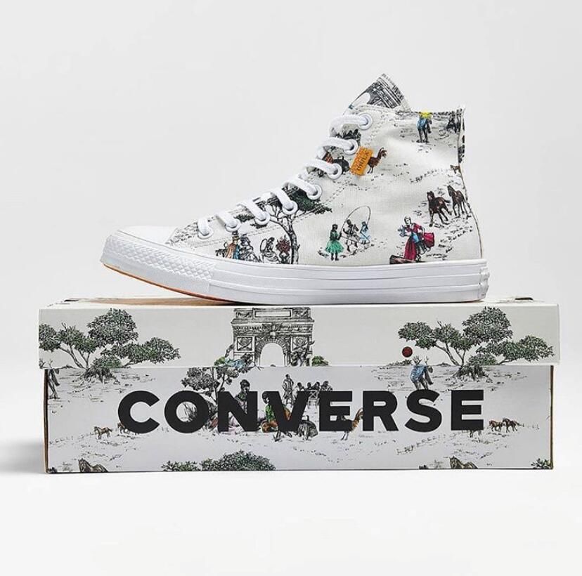 波普上脚“太阳”配色Yeezy700，瓜哥走起青春校园风