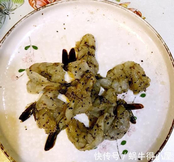 营养|一道营养满满的早餐,食材丰富,精致解馋