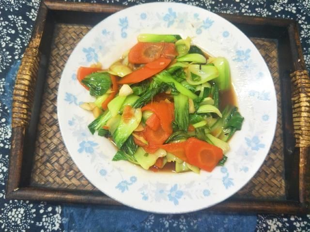 家常菜谱,炒油菜时,教你好吃做法,油菜清脆爽口