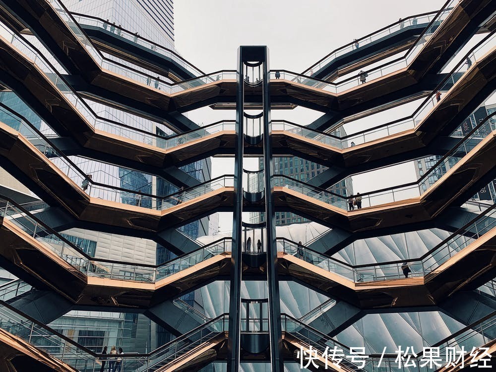 写字楼|世茂提出“全场景全生态”，会是打工人真正需要的写字楼吗？