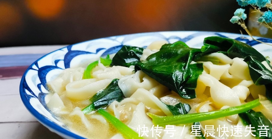 有“营养模范生”之称的食材，钙铁含量高，做成炝锅面，家人爱吃！