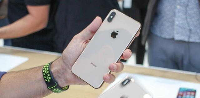 来得|iPhone12发布会临近，优缺点都很明显，失望来得太快了