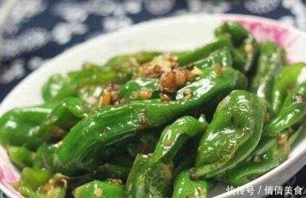 下饭|一道简单的家常菜,却不比饭店里的山珍海味逊色,还特别下饭