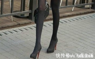 高跟鞋 黑色美腿：高跟鞋小姐姐气质优雅，活泼可爱又性感迷人