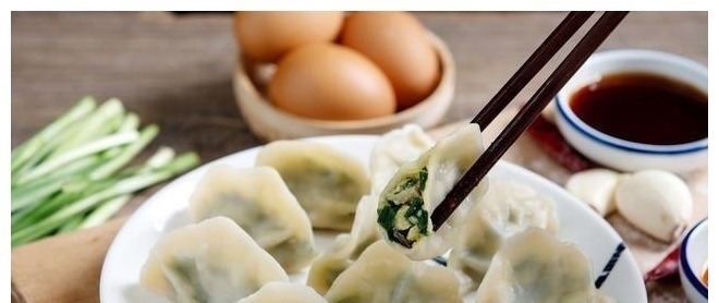 假如饿你2天,让你在以下7种食物种选一样连吃15天,你会咋选!