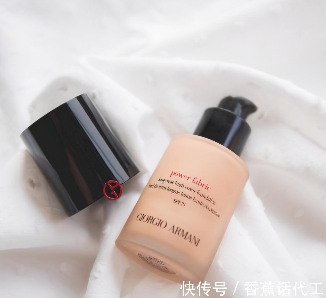 suqqu 关爱油妹子,4款持妆粉底液评测,不再为油皮烦恼