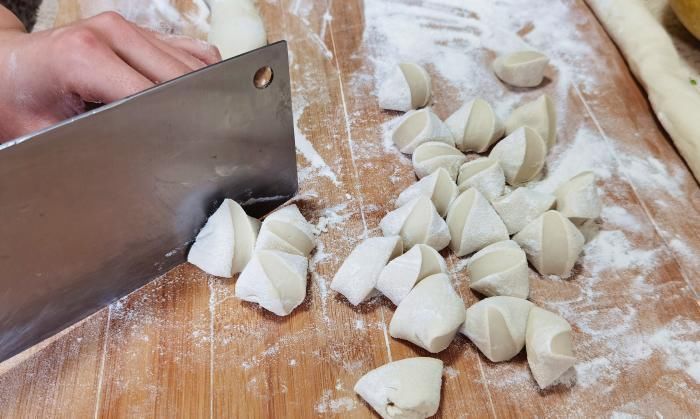 萝卜做馅时,有人焯水,有人用盐杀水,教你正确做法,饺子特别香