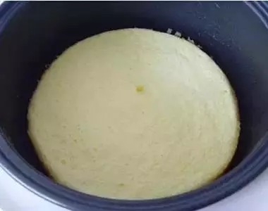 用电饭锅做蛋糕原来这么简单!保存好,做给家人吃!