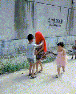 |搞笑GIF趣图姑娘还是温柔一点好,不然以后不好找对象!