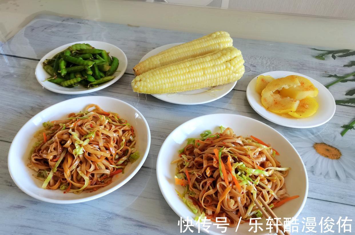 青辣椒|收入不同,生活标准也不一样,普通工薪阶层5天晚餐这样吃省钱