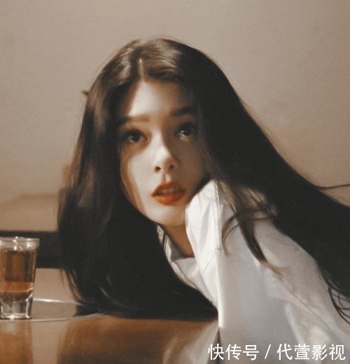 上线吧总裁|《上线吧总裁》老板变身卖货人，被疑割韭菜，虞书欣来错节目？