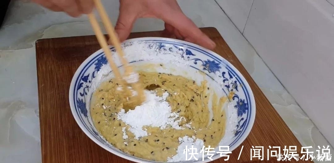 2个红薯, 1袋牛奶, 手不粘面, 做出最好吃的小零食, 放凉都不会硬