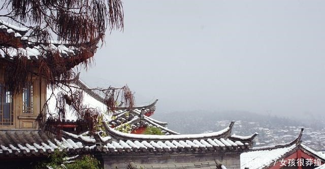 快点|俗话说三个女人都能唱一台戏,宰相们在商量什么呢,快点开吧!