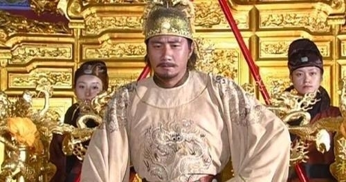 朱元璋|朱元璋微服出行,老妇殷勤招待并和他攀谈,朱元璋大怒:抄家