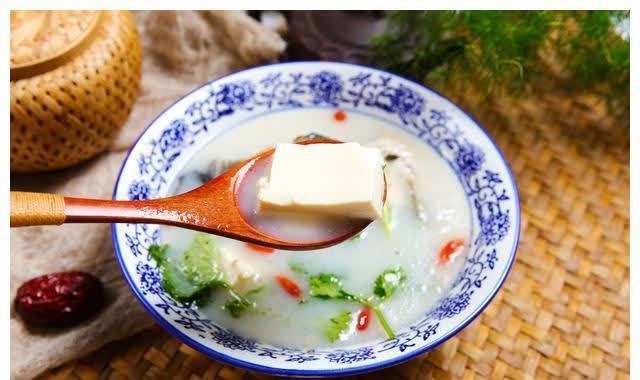 枸杞|春天是“长高期”,多给孩子喝这6碗汤,营养又补钙,为长高助力