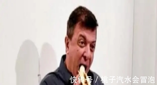 莫瑞吉奥·卡兰特$价值85万的艺术香蕉,展览时被1游客意外吃掉,最终结局怎样?