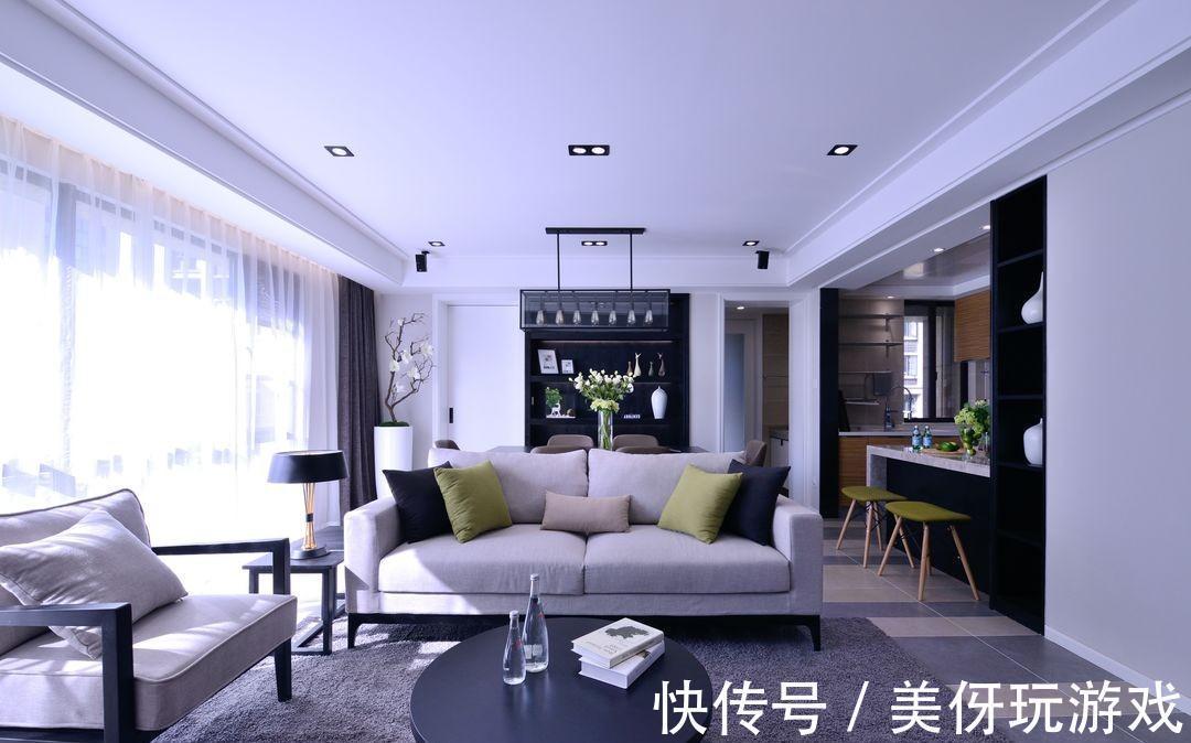 李文伟|将时光碎片收集起来,在光影间,拼凑出让人踏实的安居之所