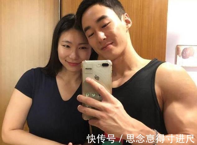 俯卧撑|40岁阿姨坚持健身多年，健身房里遇真爱，阅历也是一种美