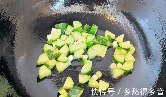 猪肉|秋季少吃猪肉多吃它,6元1斤,价格亲民口感好,营养美味降秋燥!