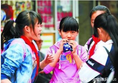 糖果|“从不吃零食”的娃,长大后是什么样?难逃3种结局,家长该看看