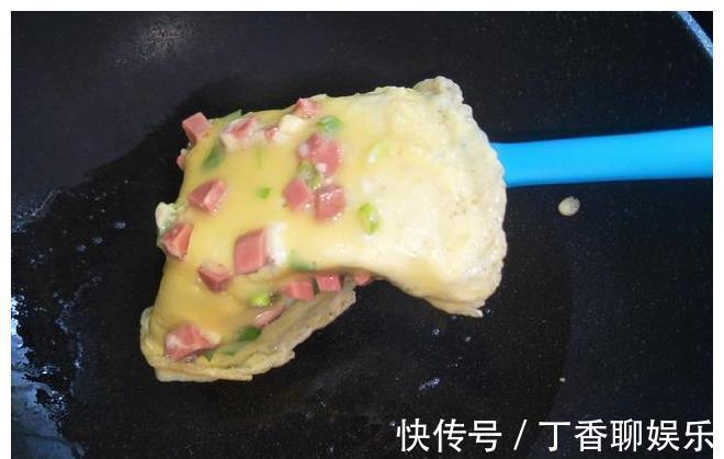 营养|宝妈做给孩子的早餐饼,好吃又营养,学会不用买早餐了