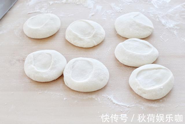 做法|教你既好看又好吃的包子做法，透白暄软口感鲜美，出锅就被抢光了