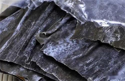  用刀背拍散|天气冷了，即为火锅底料