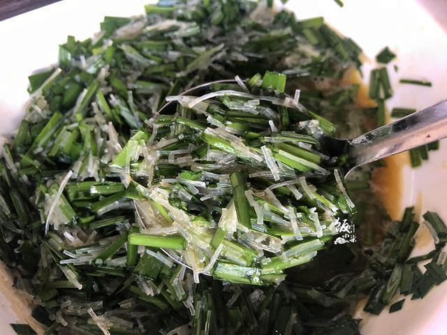 新版韭菜盒子,不用面粉,做法简单,味道香,出锅抢着吃