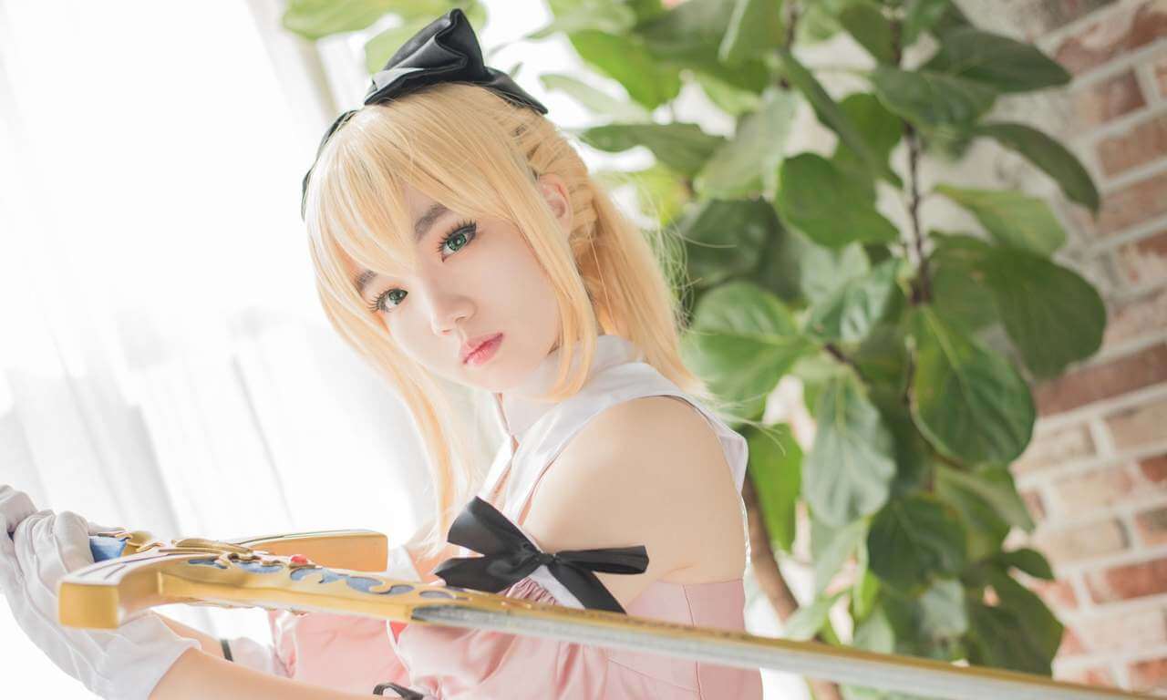 Cosplay|【Cosplay】超美小姐姐cos的saber