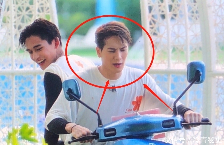 跑男9 《跑男》三亚路透,蔡徐坤穿羽绒服戴围脖,一旁的沙溢却大汗淋漓