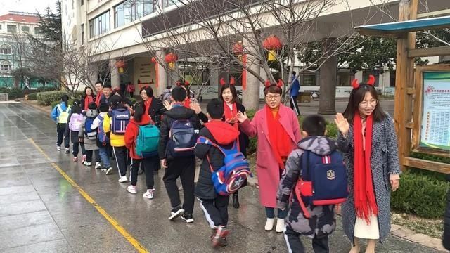 “回笼”啦！城阳区中小学生开学啦