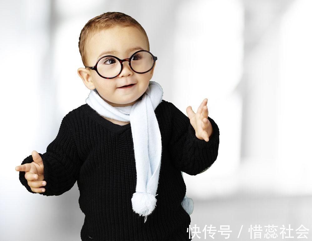 幼儿|孩子情商越高越难带,有这4个“头疼”表现,家长应该高兴