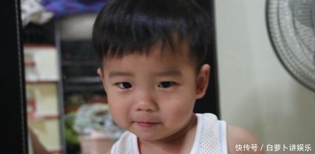 生长发育|母亲痛哭12岁的娃最多长到1米6,儿科医生家长都有这个通病