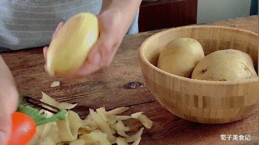 椒盐薯片|椒盐薯片这么做，简单又健康，孩子吃薯片不用买，在家轻松搞定