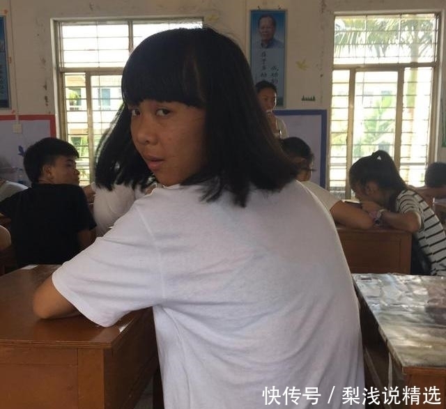 这些女孩不靠妆容和整形,“动一动手指”就能美若天仙