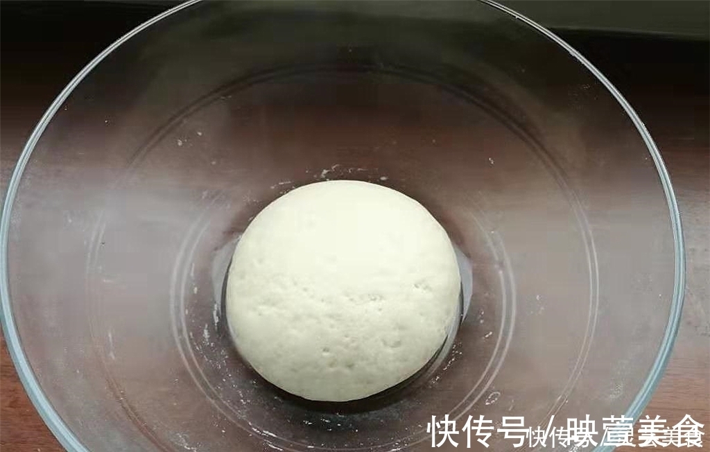 比面包还软的发面饼做法，简单易学，早上起来10分钟出锅