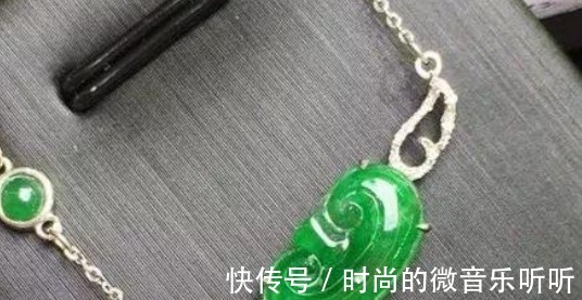 女性 各个年龄段女性适合佩戴的翡翠,看看这些讲究,你肯定会喜欢!